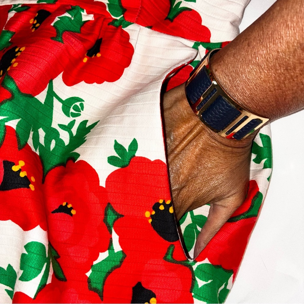 15% Discount - 70’s Vintage Malia Honolulu Red & Green Sheath Dress with pockets - Picture 7 of 10